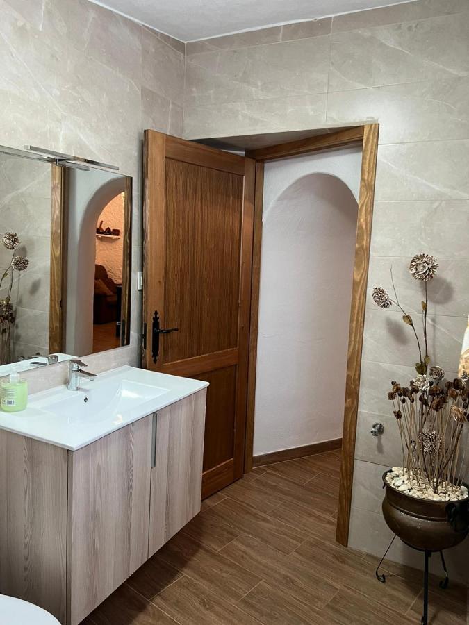 הוילה La Cueva De גואדיקס מראה חיצוני תמונה